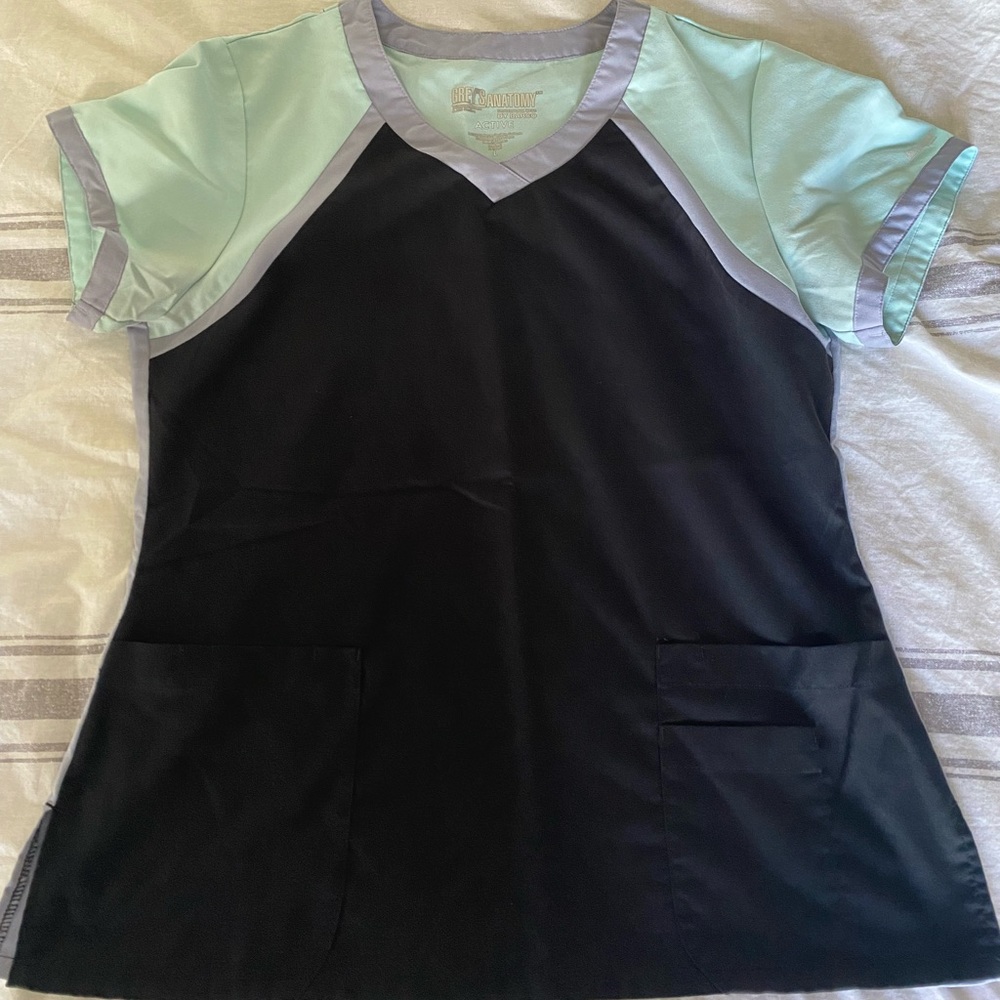 Greys anatomy- color block scrub top